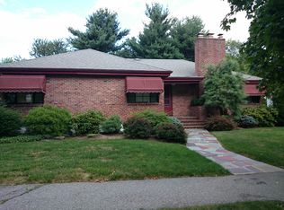 86 Woodcliff Rd, Brookline, MA 02467