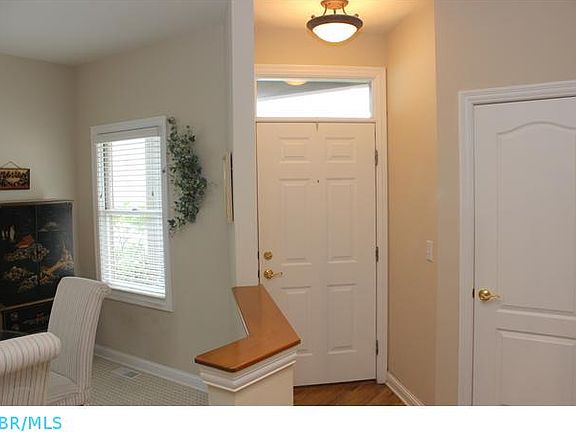 3rd image of 6014 McNaughten Grove Ln