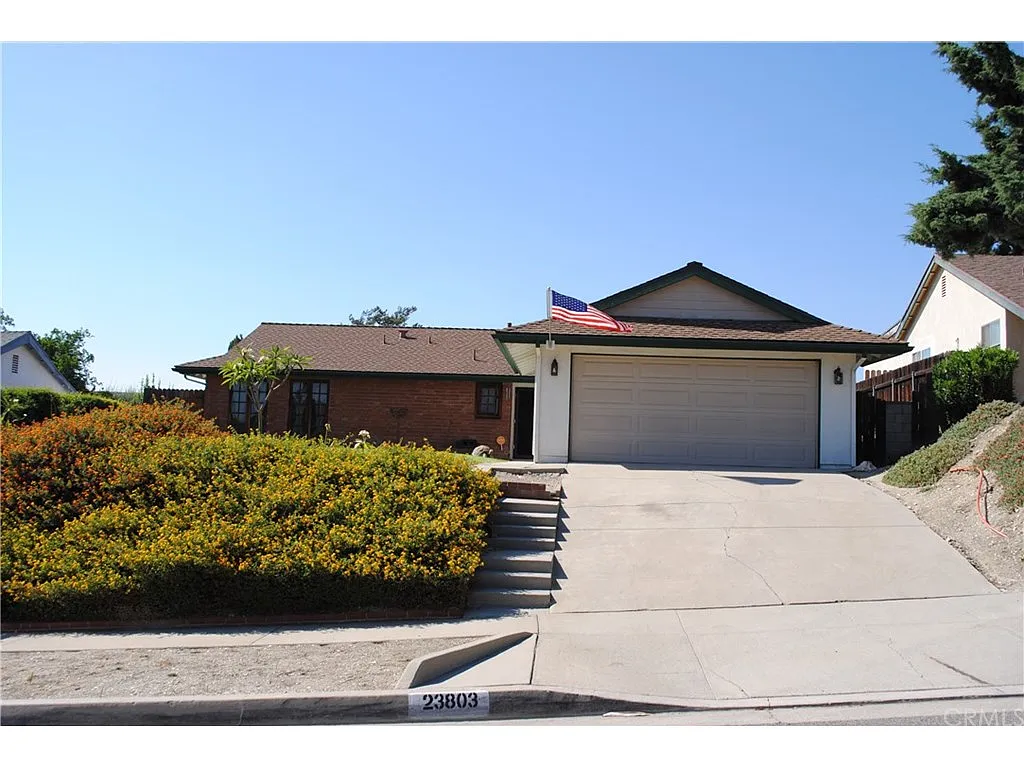 23803 Decorah Rd photo 1