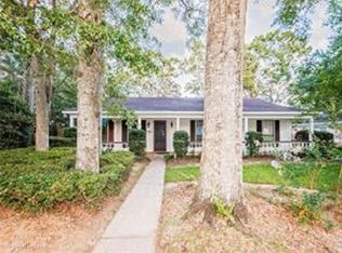 2021 Woodhillcrest Dr, Mobile, AL 36609