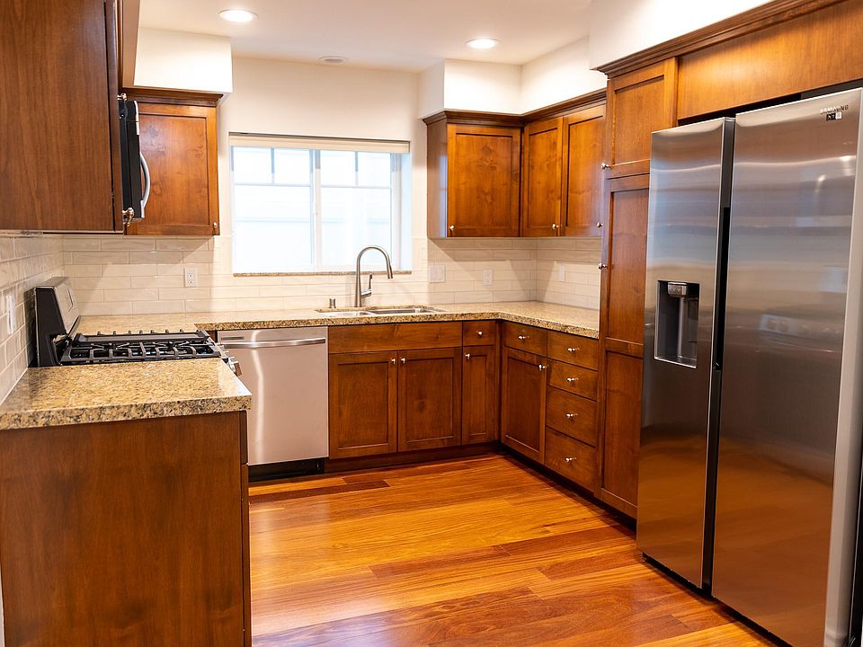 Stainless Steele Appliances included