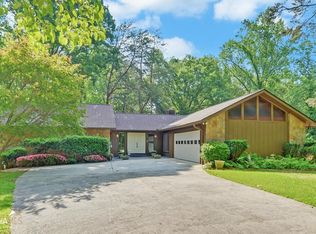 155 Oak Creek Cir, Toccoa, GA 30577
