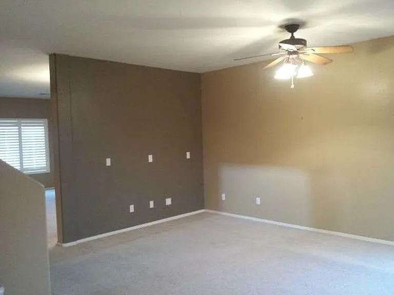 17743 W Hearn Rd — Photo 4