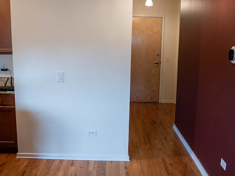 1735 N Paulina St #318 — Photo 3