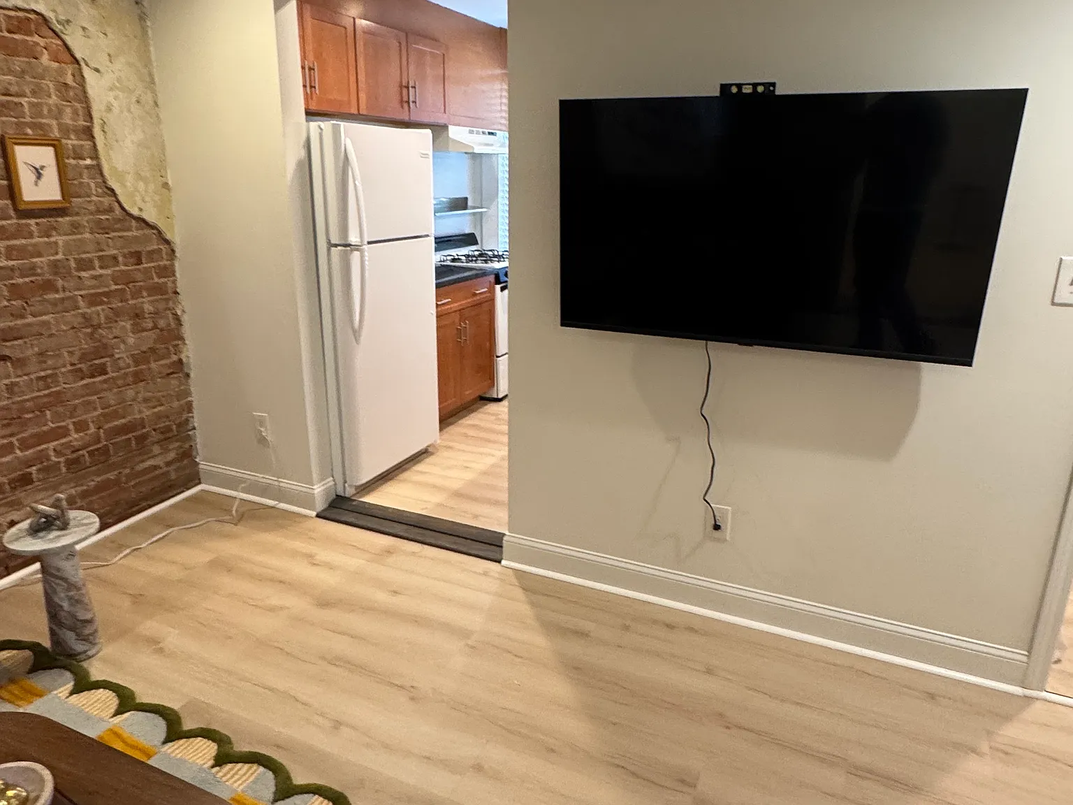 1 bed, 900 sqft, $2,400 — Photo 2