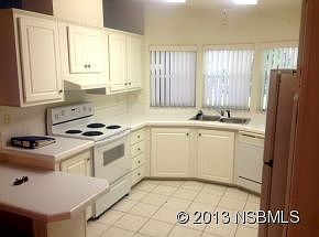 3rd image of 494 Sioux Blvd