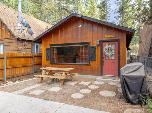 328 E Country Club Blvd, Big Bear City, CA 92314