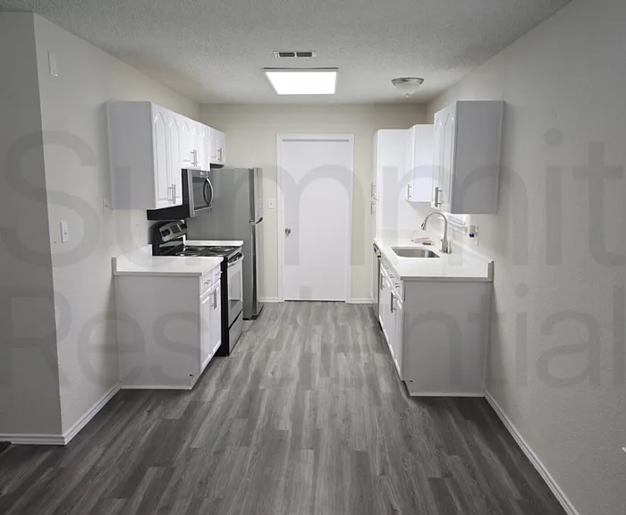 201 Steller Ln — Photo 2