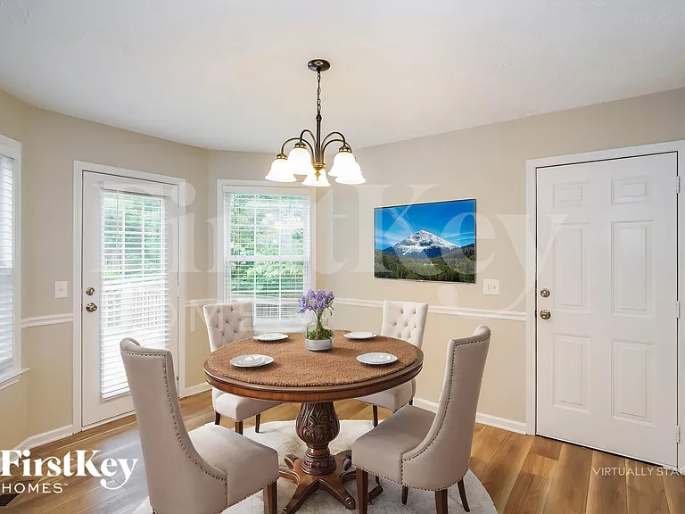 1506 Dodd Trl — Photo 6