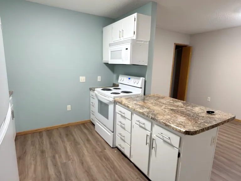 5601 4th St NE #5601 — Photo 7