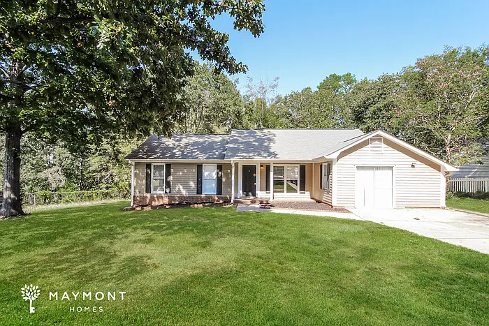 4 bed, 2.0 bath, 1352 sqft, $1,945 — Photo 1