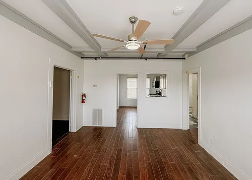 1120NW Photo 1