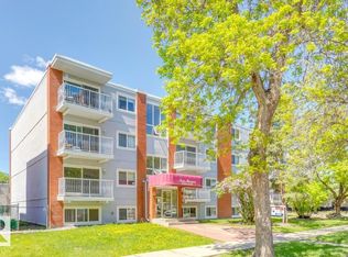 10330 113th St NW #402, Edmonton, AB