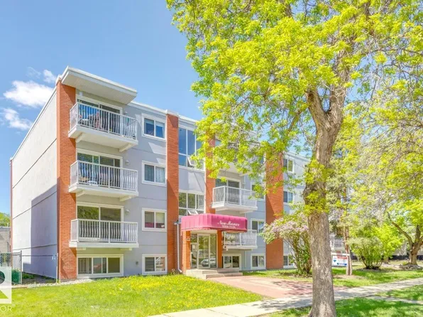 10330 113th St NW #402, Edmonton, AB T5K 1P6