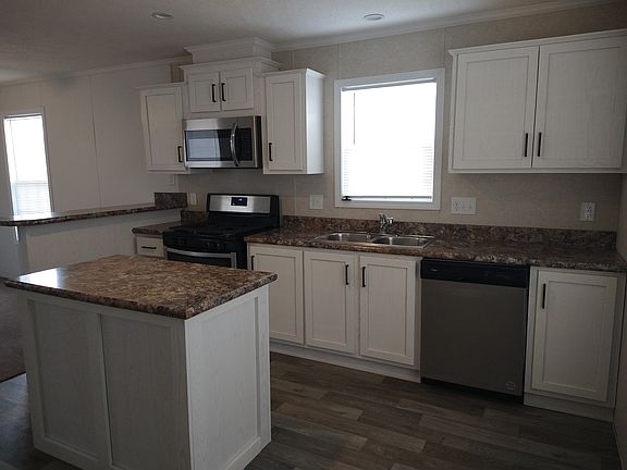 2nd image of 119 Taylor Ct #119
