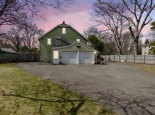 17 Lownds Dr #2, Windsor Locks, CT 06096