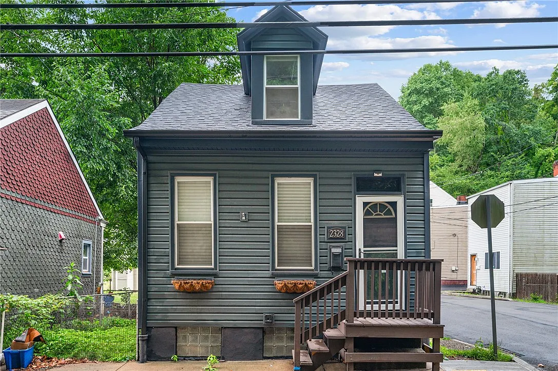 2328 Spring Garden Ave photo 1