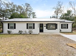 2034 Shirley Rd, Wilmington, NC 28405