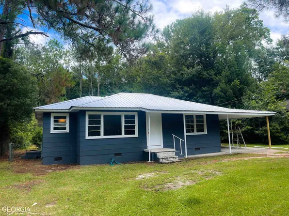 1714 4th St SE, Moultrie, GA 31768
