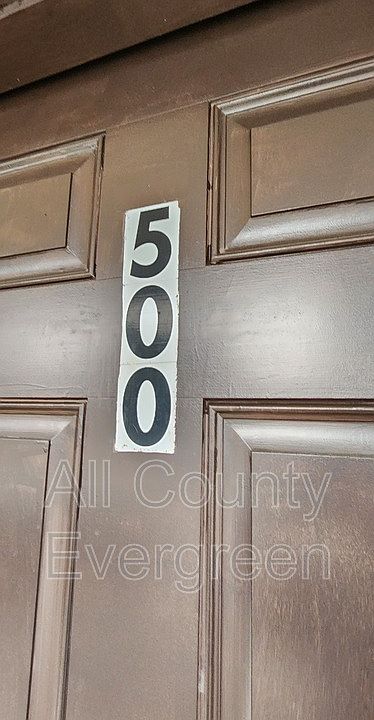 1st image of 500 1st Ave E