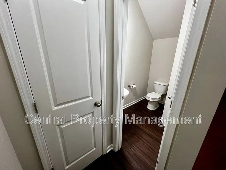 43 Moorlyn Ln — Photo 7