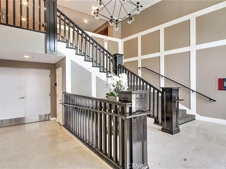 838 Pine Ave #307 — Photo 15