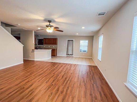 5th image of 11310 Sugar Bowl Dr