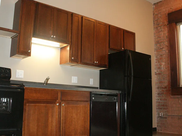 Aerie 147 Lofts — Photo 16