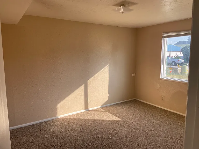 114 Lilac Way #A — Photo 6