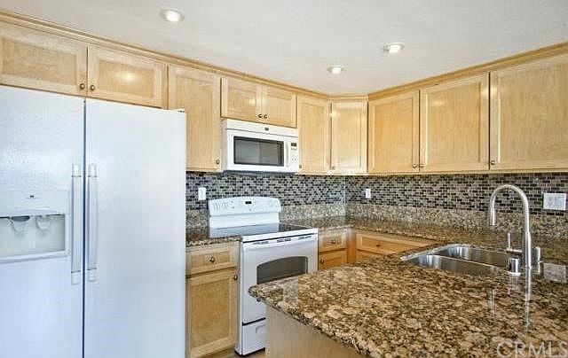 1st image of 7213 Apricot Dr #7213