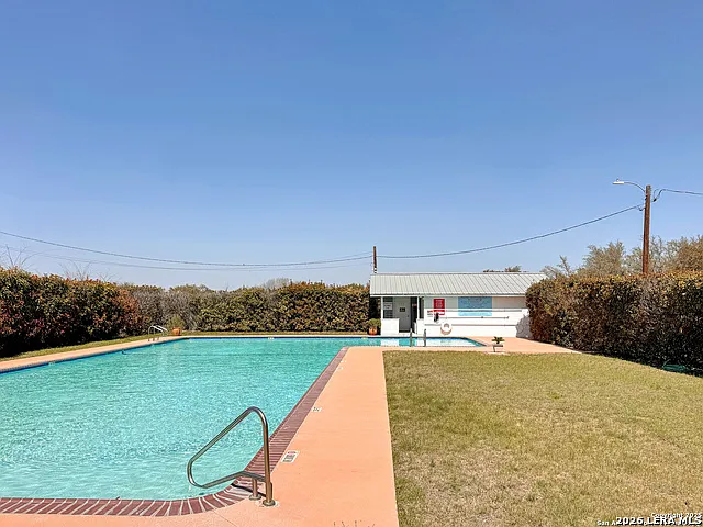 2681 Lakeview Dr — Photo 40