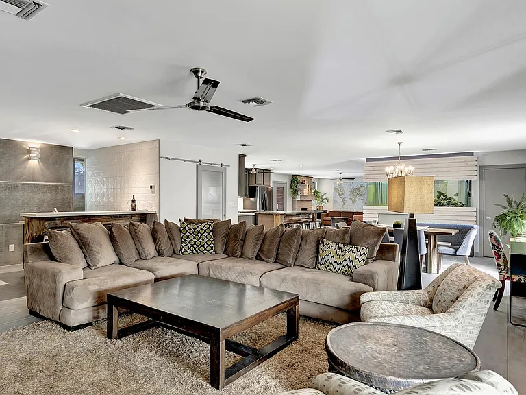 6316 E Delcoa Ave — Photo 15