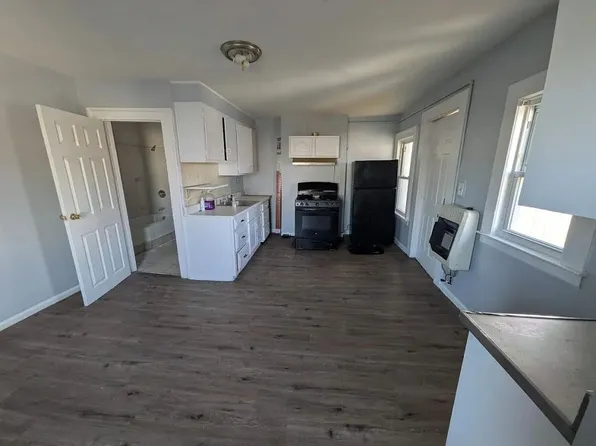 245 Brooks St, Bridgeport, CT