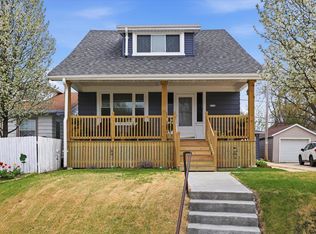 3518 South Howell AVENUE, Milwaukee, WI 53207