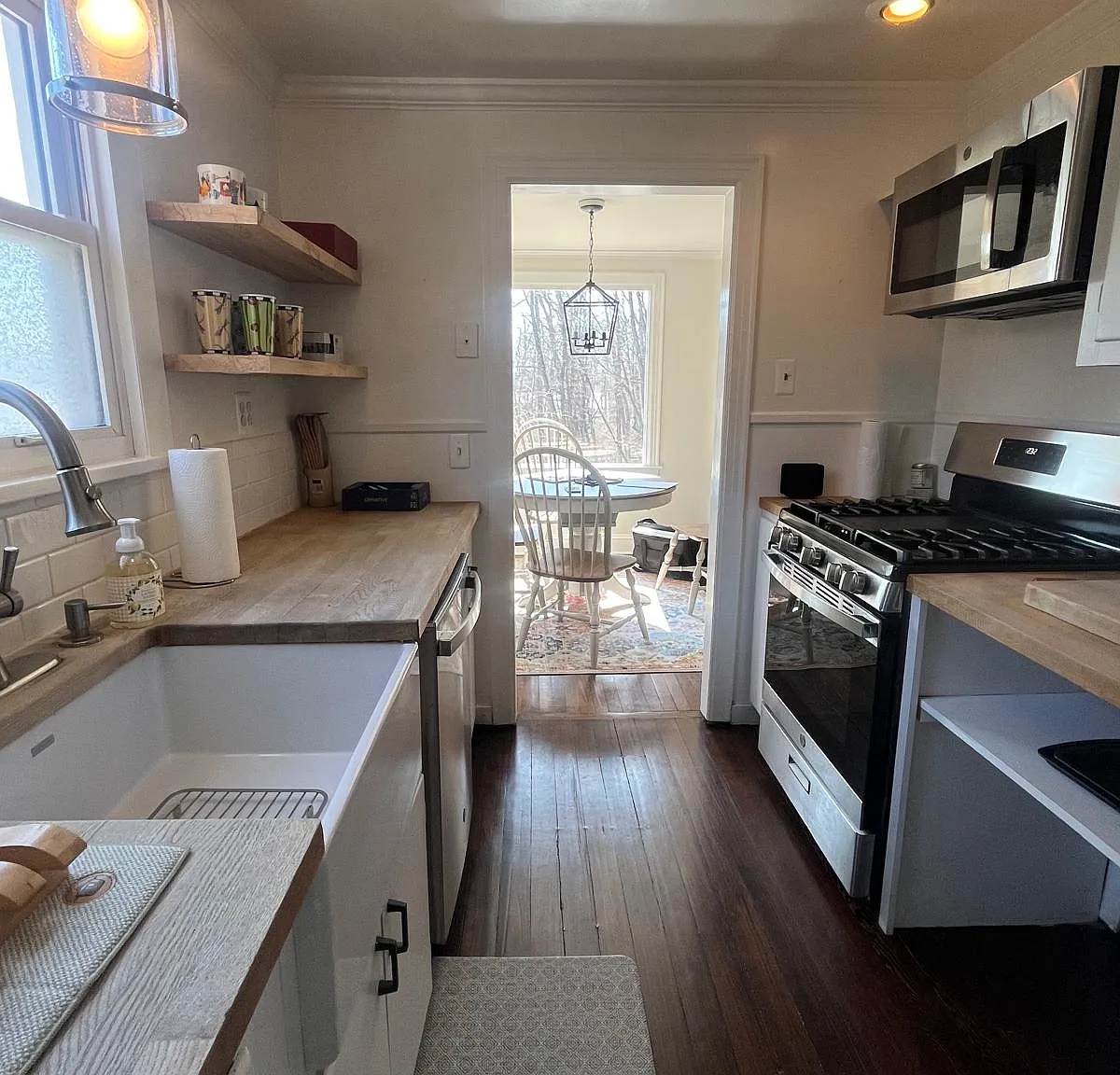 2 bed, 1856 sqft, $3,000 — Photo 4