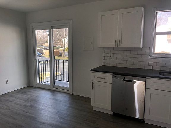 Forgegate three kitchen two.jpg