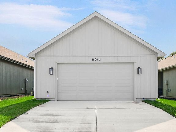 2nd image of 1600 Cottonwood Creek Ave #2