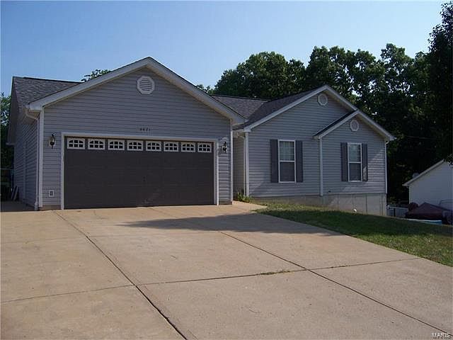 1st image of 4471 Mockingbird Ln