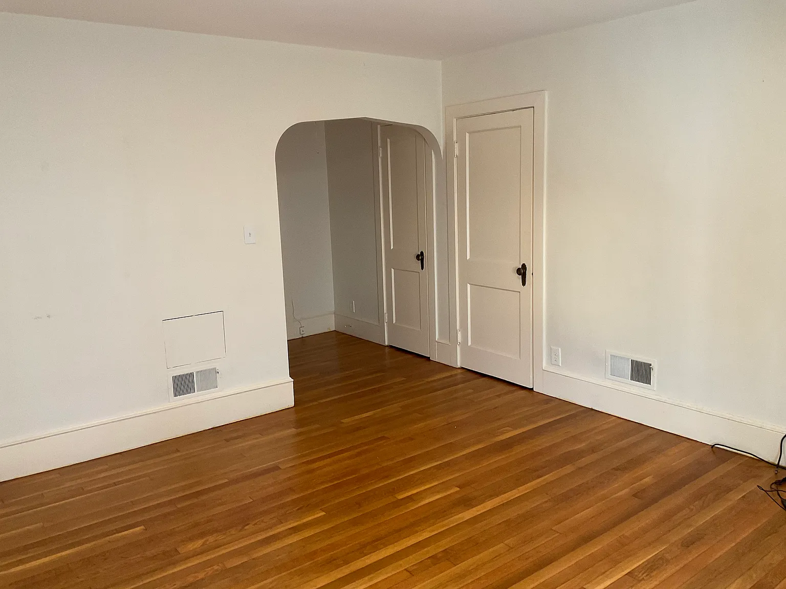 1 bed, 550 sqft, $1,750 — Photo 3