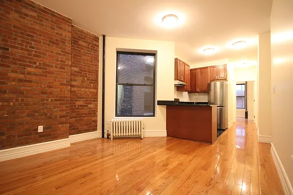 Rented by Dynamik Realty | media 6