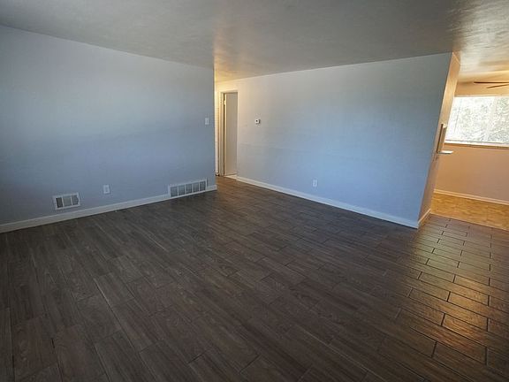 3rd image of 675 Miller Ct #0
