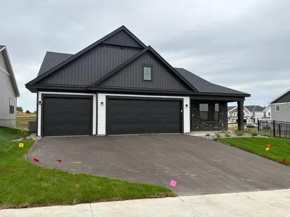 8852 63rd St S, Cottage Grove, MN 55016