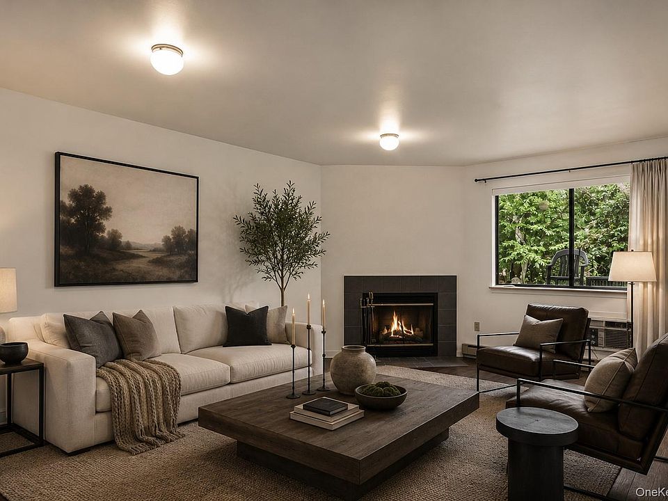 1st image of 29 Meadowlark Lane