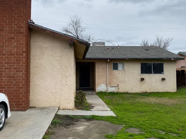 1225 Elberta Dr, Hanford, CA 93230