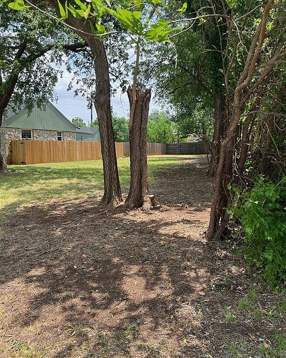 2nd image of 2804 NW 24th St Lot 2