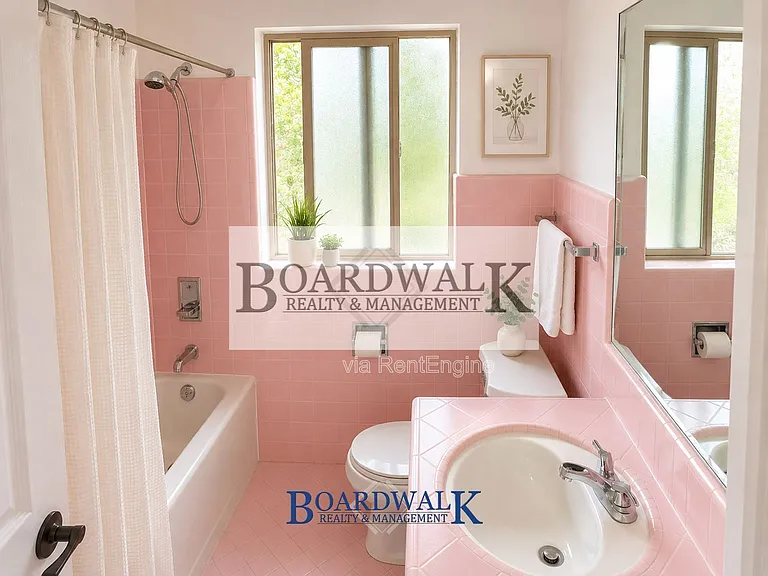 2725 S Lake St #1 — Photo 15