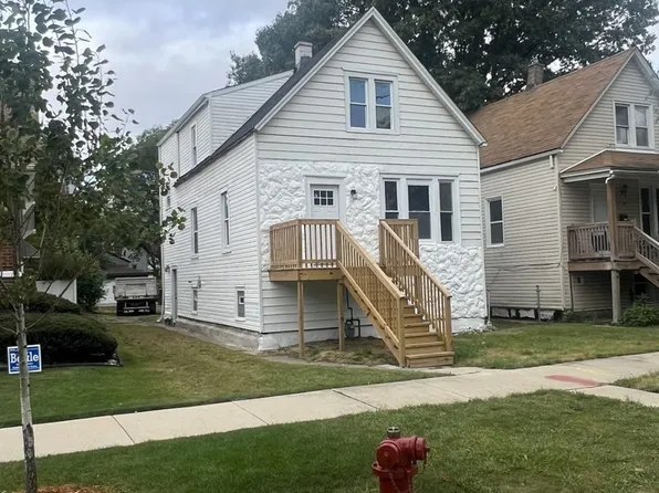 10728 S La Salle St, Chicago, IL 60628