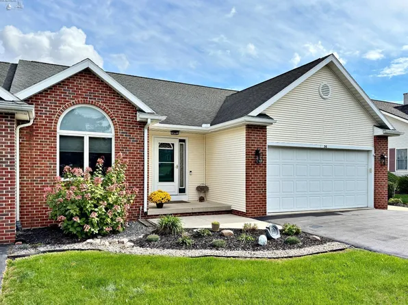 36 Towne And Country Dr, Tiffin, OH 44883