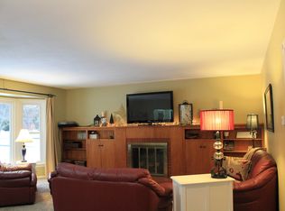 4394 Lake Harbor Rd, Muskegon, MI 49441