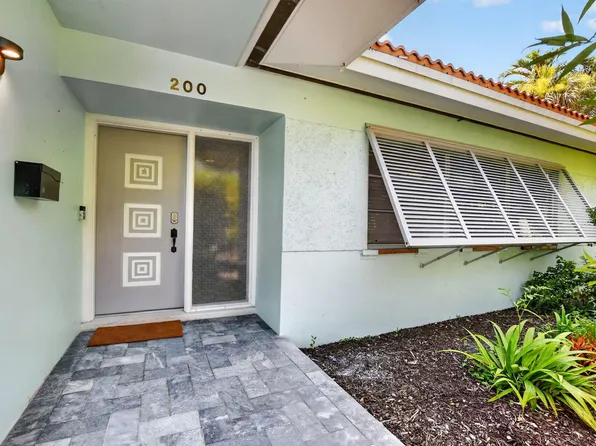 200 NW 11th Ave, Boca Raton, FL 33486